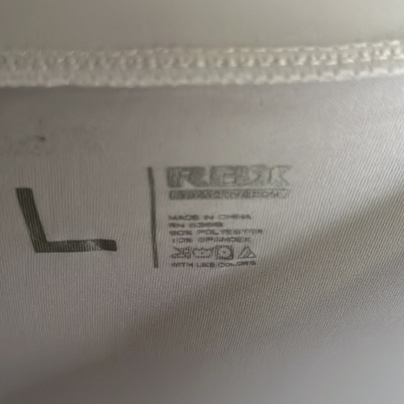 RBX Active.com white v-neck t-shirt - Picture 2 of 3